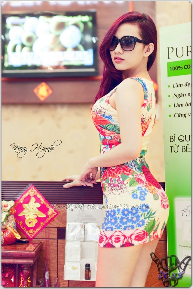女大学生的欲与泪